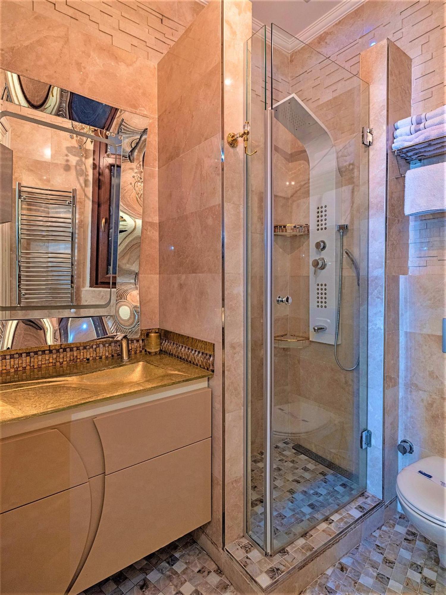 Ragip Pasha Apartments Istanbul Bilik gambar