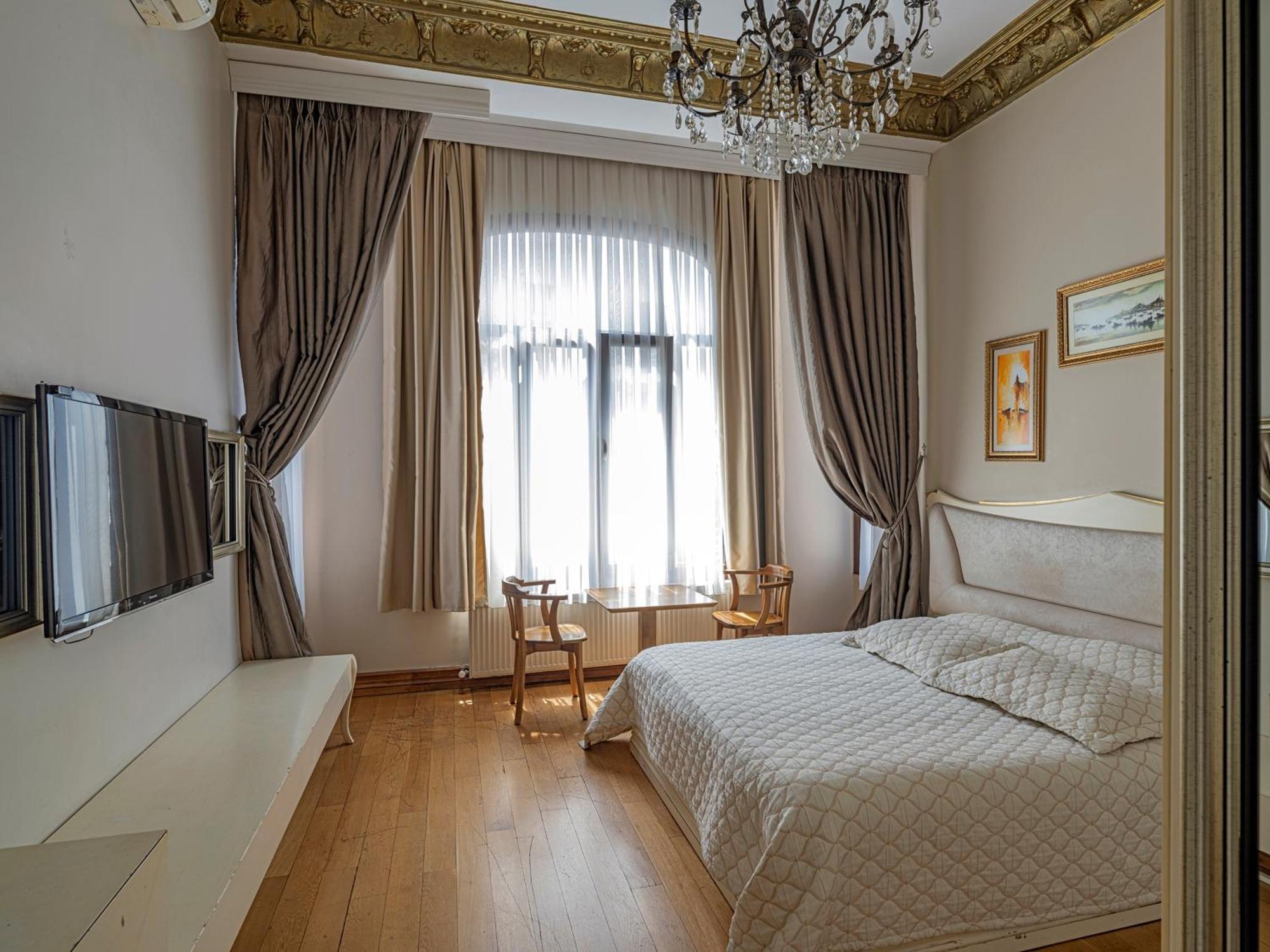 Ragip Pasha Apartments Istanbul Bilik gambar